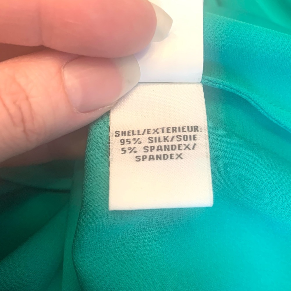 NWOT Diane Von Furstenberg Cahil Silk Blouse in Green - Picture 12 of 15
